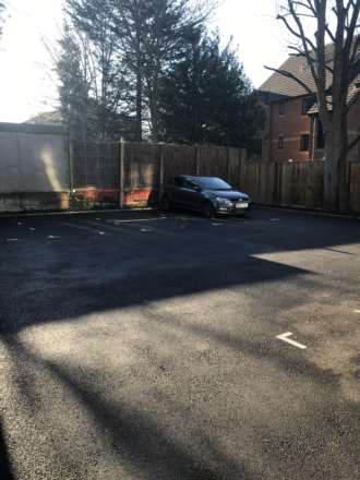 SM2 5DG Cedar Road, Sutton, Image 9