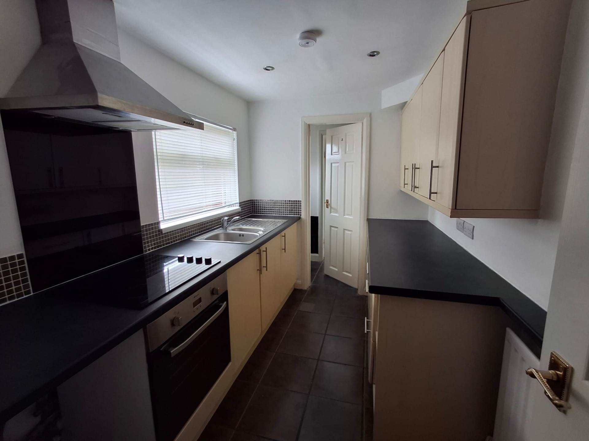 Station Road, Houghton Le Spring, Image 4
