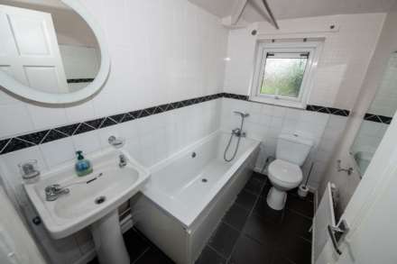 High Bank Crescent, Prestwich, Image 8