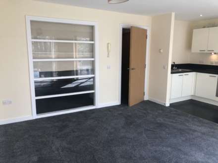 Green View, Broughton Green, Image 8