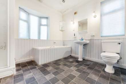 Brooklands Road, Prestwich, Image 15