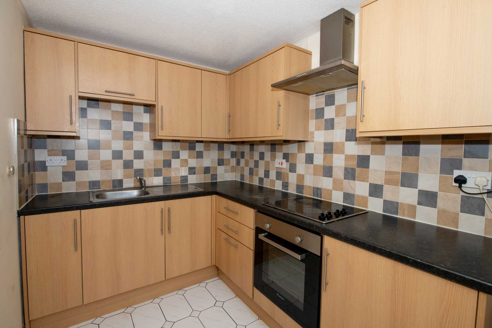 Nevile Court, Nevile Road, Image 2