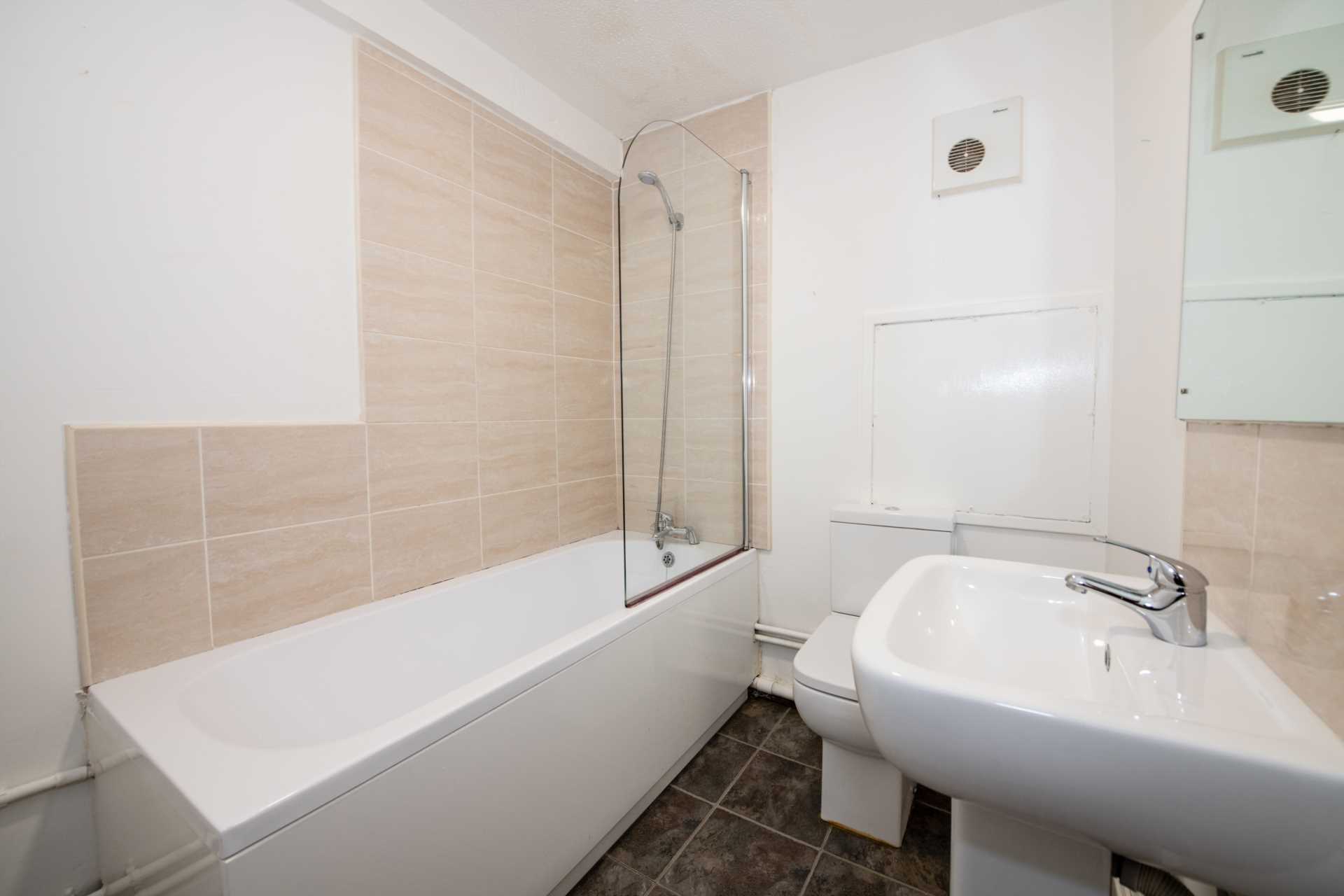 Tilehurst Court, Kersal Way, Image 11
