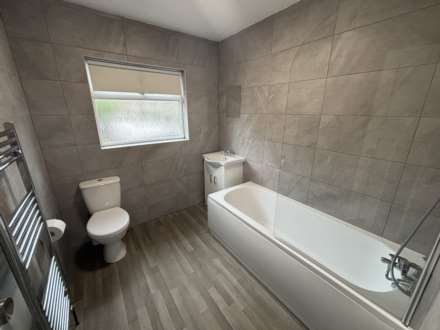 Fir Tree Avenue, Ashton-Under-Lyne, Image 14
