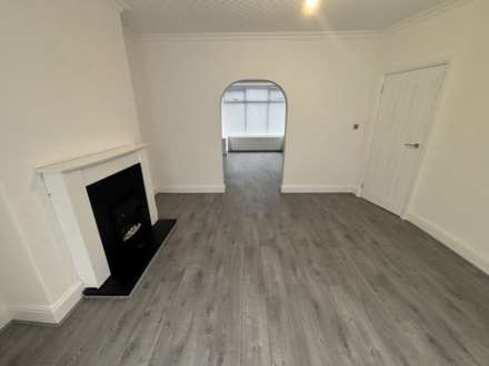 Fir Tree Avenue, Ashton-Under-Lyne, Image 2