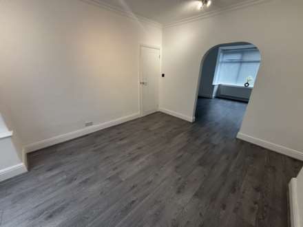 Fir Tree Avenue, Ashton-Under-Lyne, Image 5