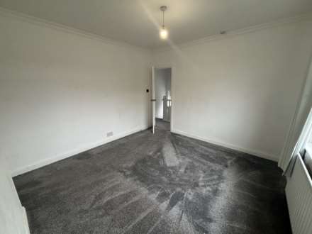Fir Tree Avenue, Ashton-Under-Lyne, Image 9