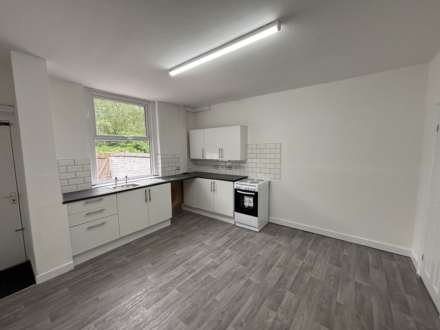 Coalshaw Green Road, Oldham, Image 4
