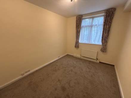 Ravenhurst, Bury Old Road, Salford, Image 11