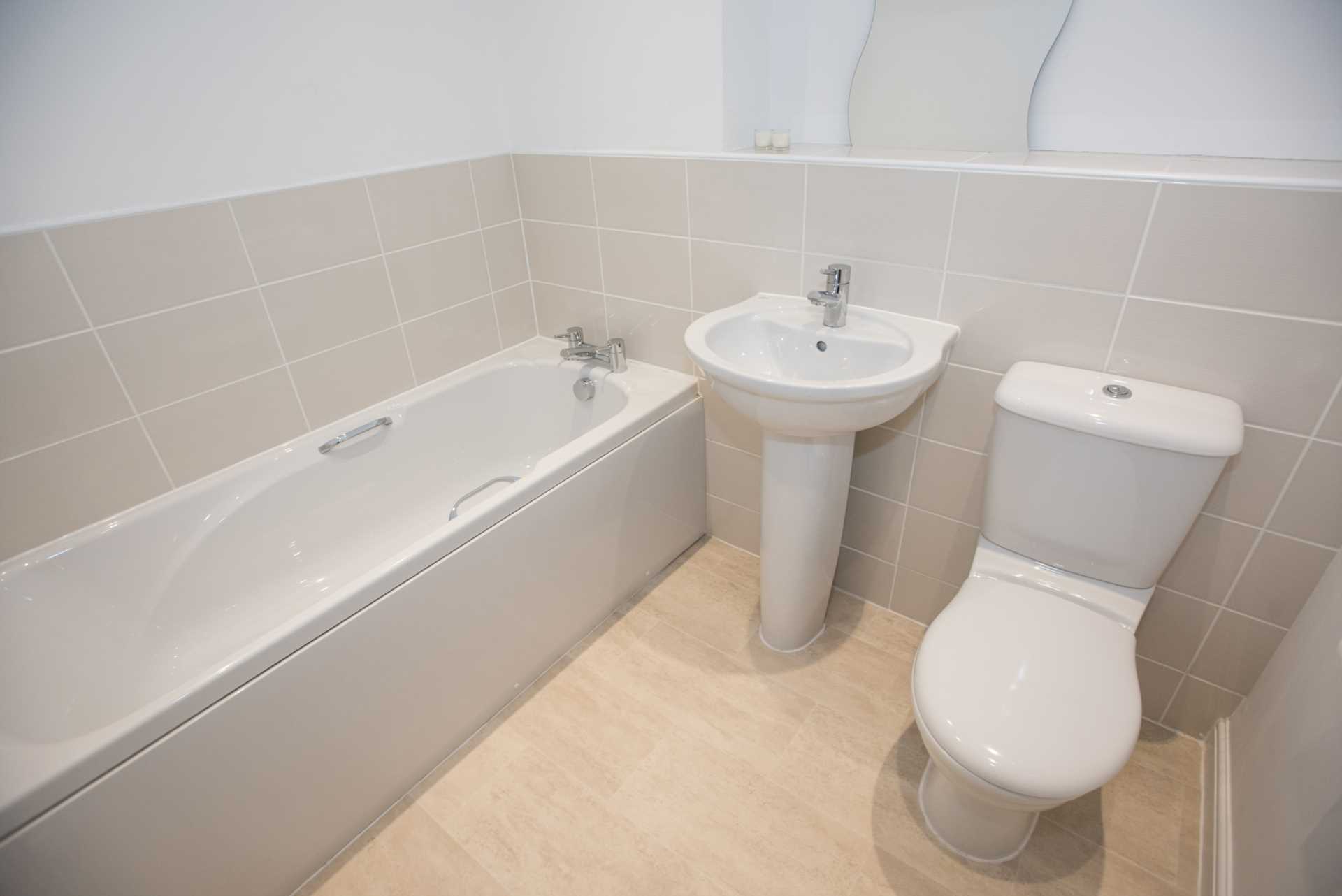 Racecourse Way, Salford, Image 6