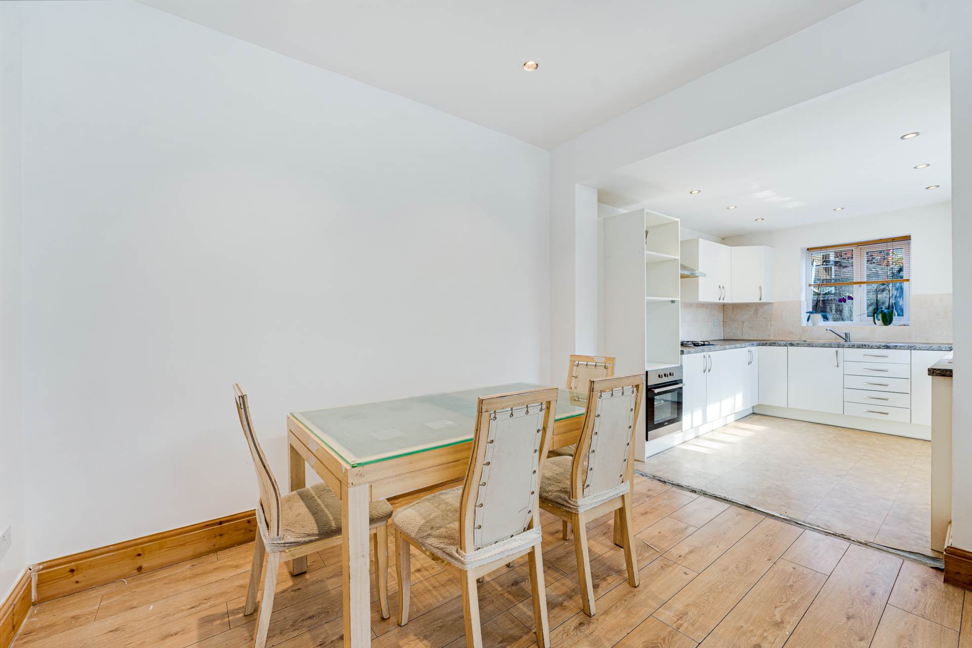 Harrogate Avenue, Prestwich, Image 8