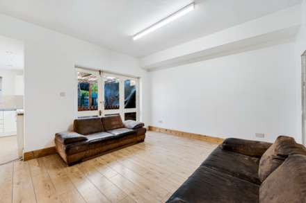 Harrogate Avenue, Prestwich, Image 6