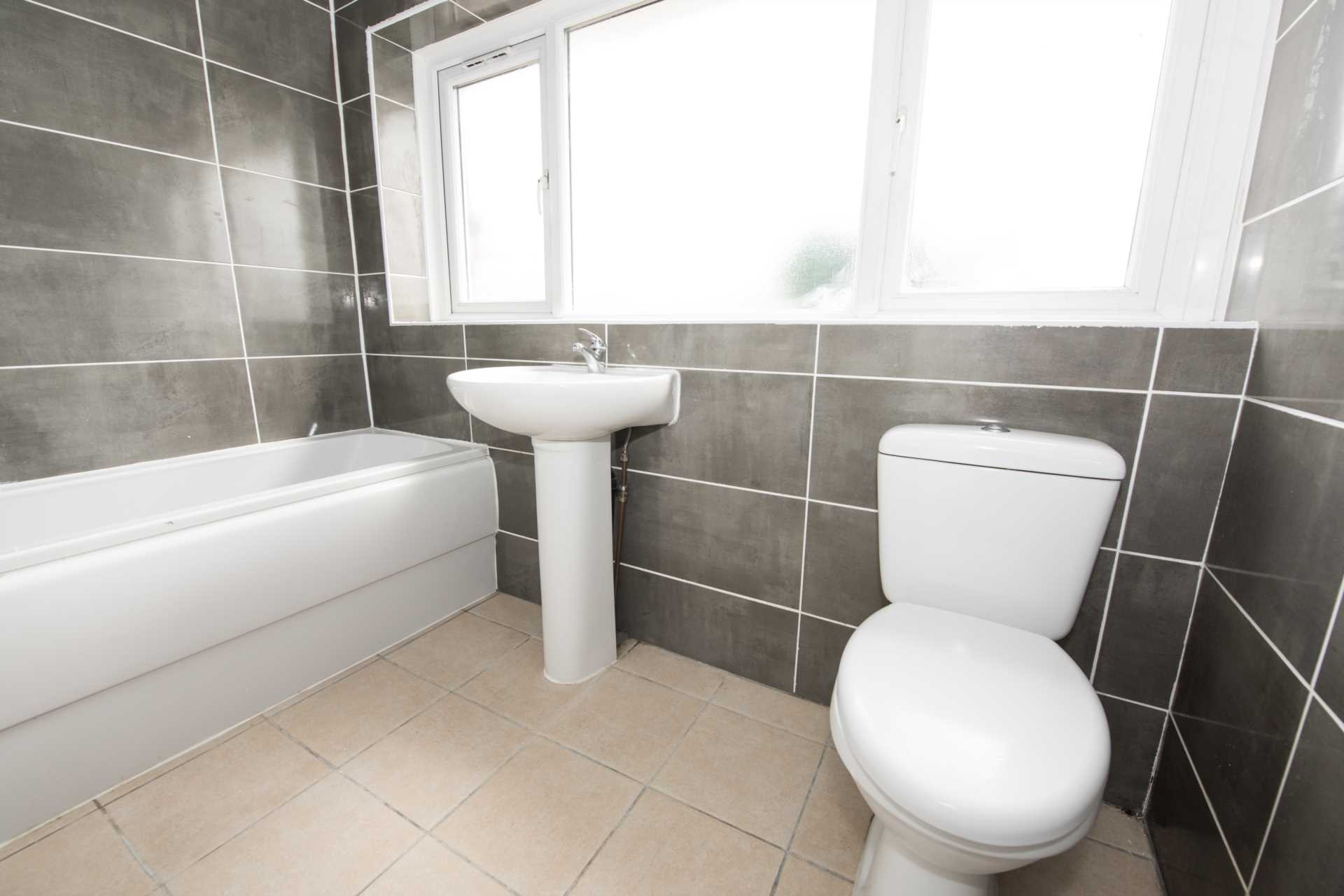 Sandygate Close, Swinton, Image 10