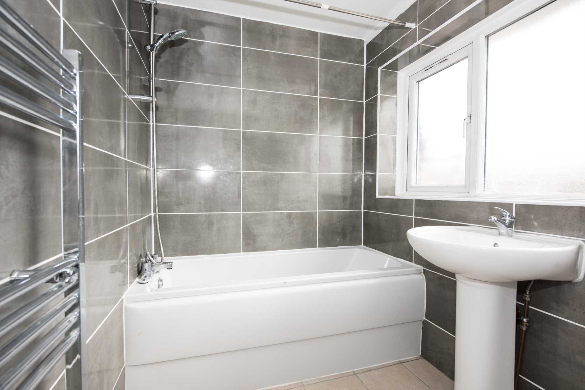 Sandygate Close, Swinton, Image 11