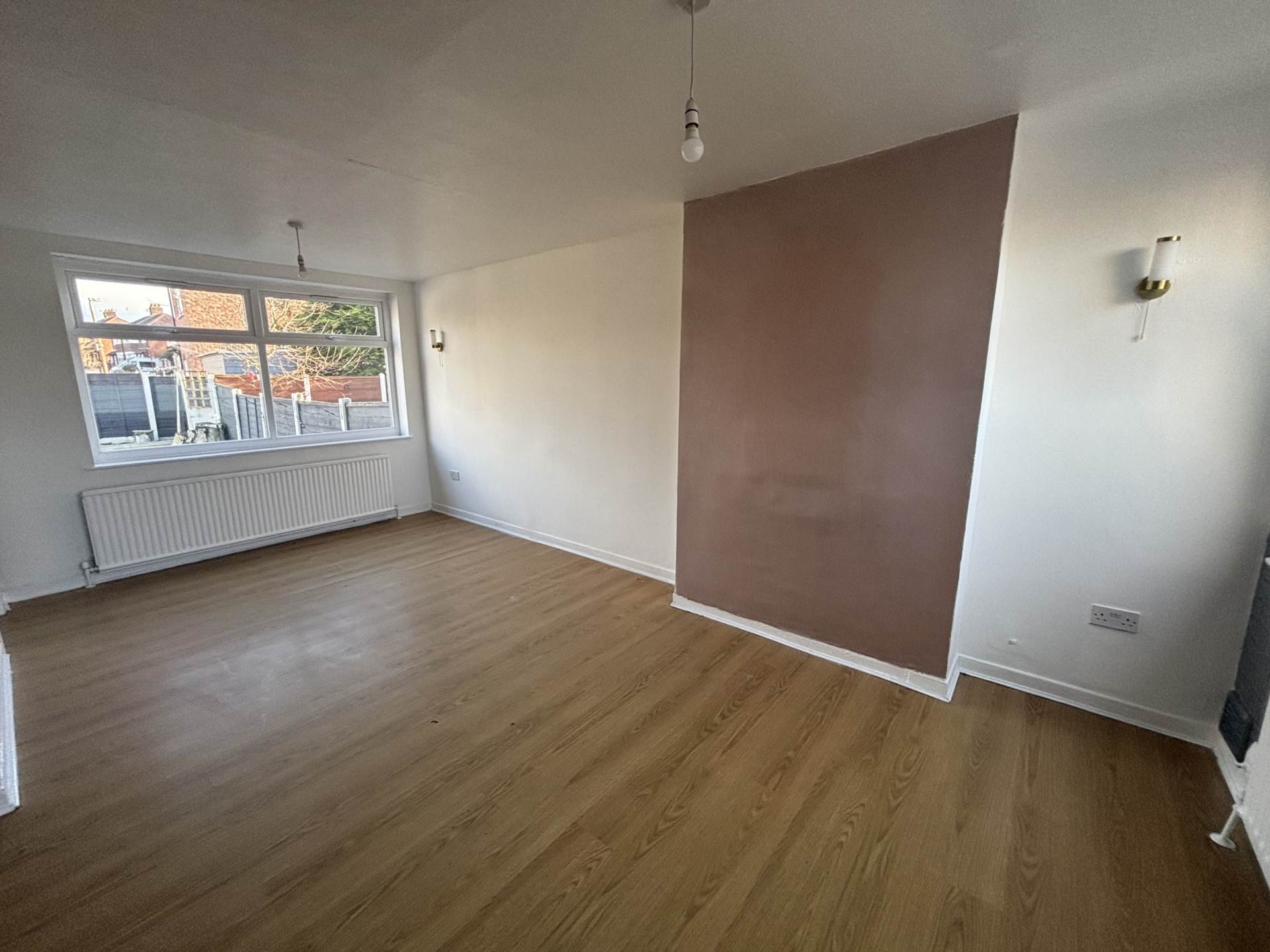 Sandygate Close, Swinton, Image 5