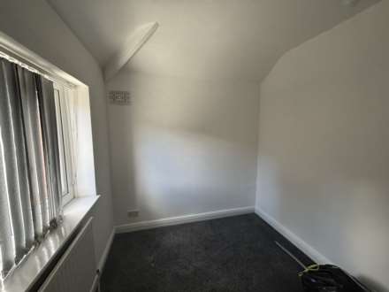 Thatch Leach Lane, Whitefield, Image 10