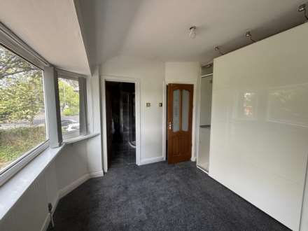 Thatch Leach Lane, Whitefield, Image 9
