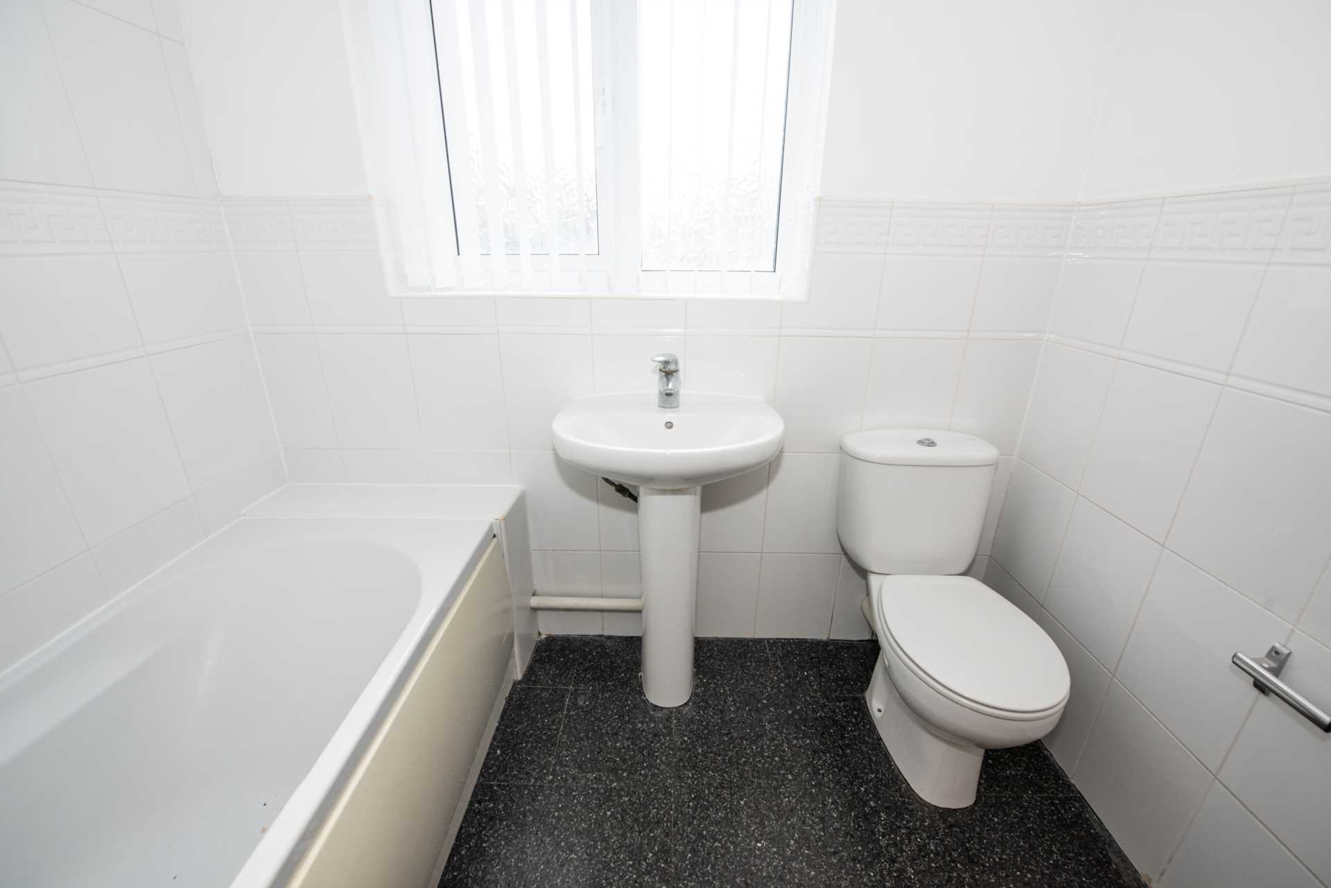 Sugarmill Square, Salford, Image 10