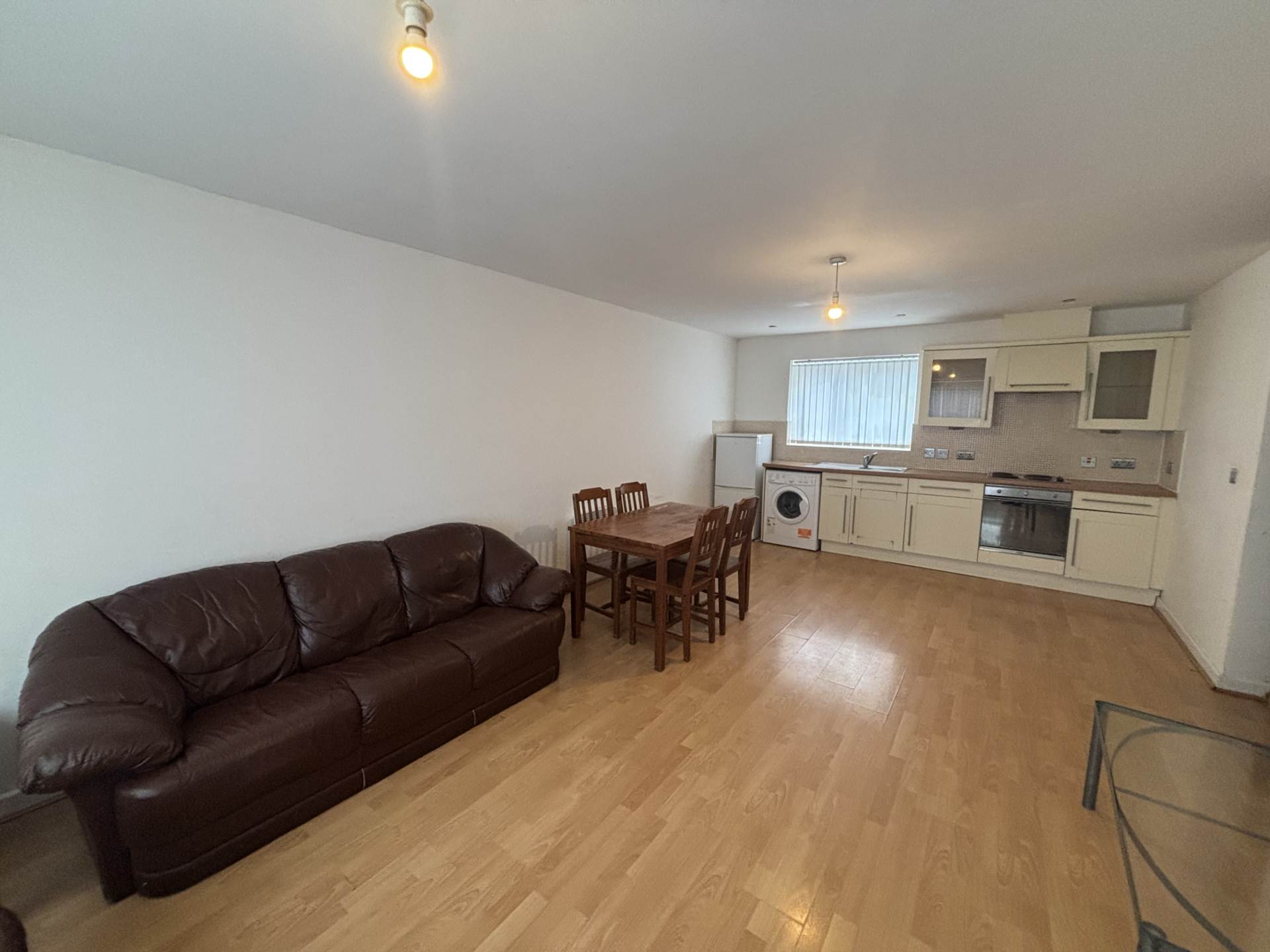 Sugarmill Square, Salford, Image 4