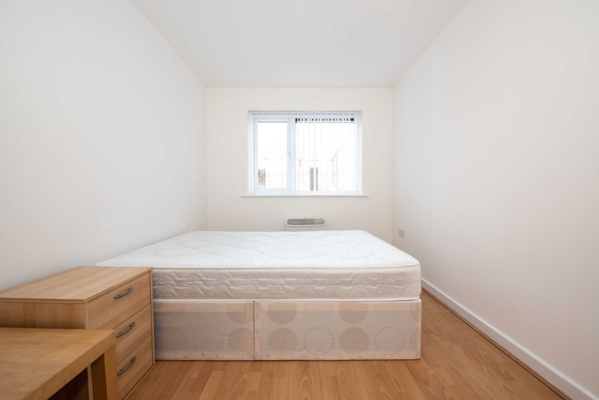 Sugarmill Square, Salford, Image 8