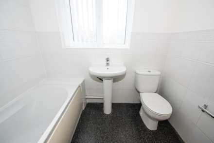 Sugarmill Square, Salford, Image 10