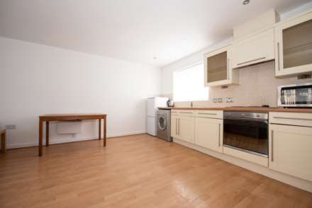 Sugarmill Square, Salford, Image 6