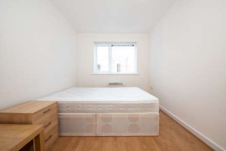 Sugarmill Square, Salford, Image 8