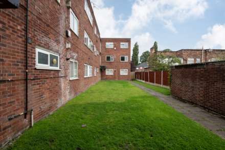 Lovell Court, Manchester, Image 14
