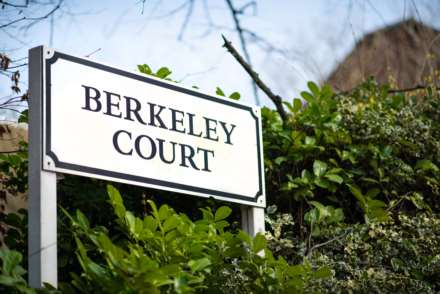 Berkeley Court, Salford, Image 17