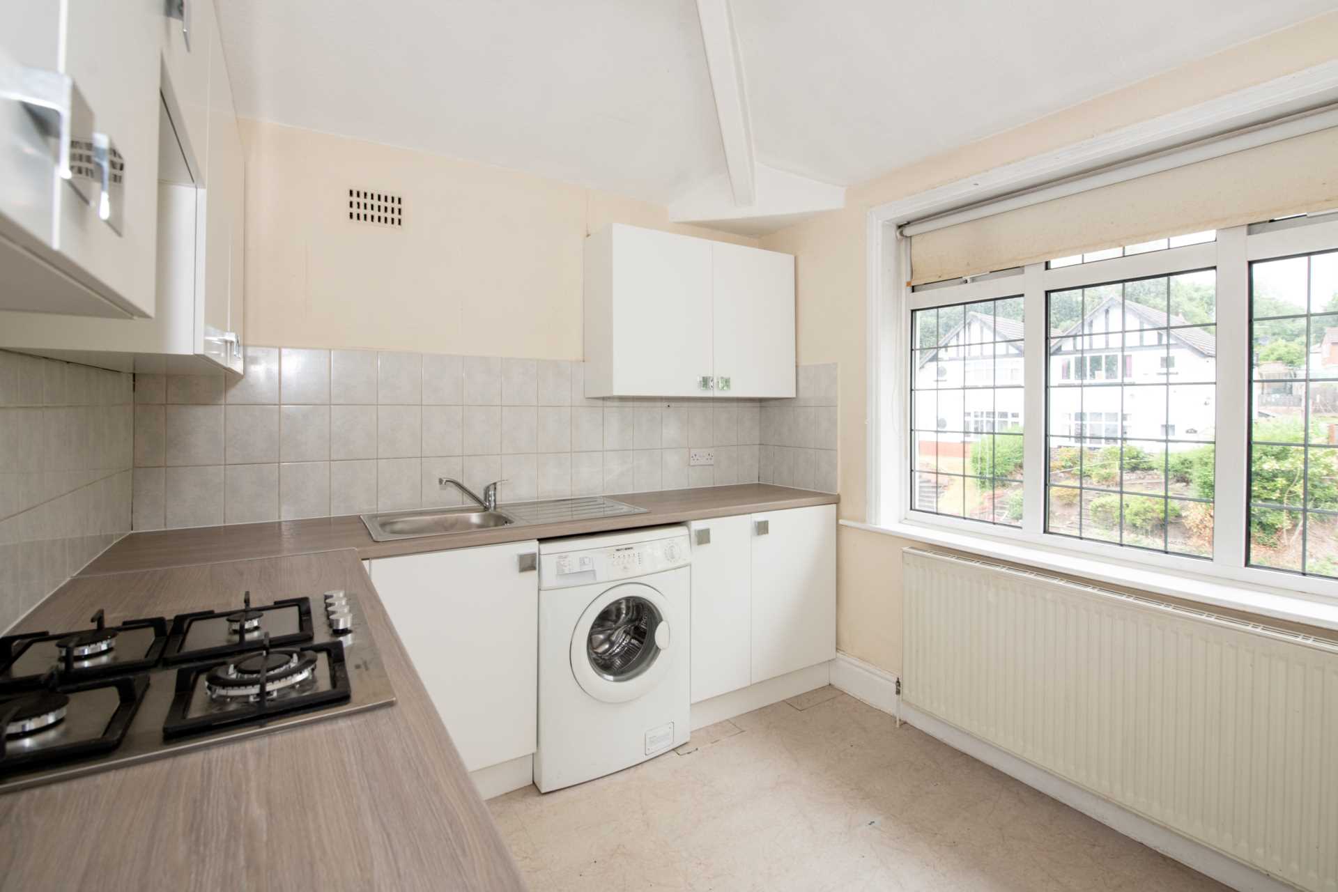 Flat 2, 30 Lichfield Drive, Manchester, Image 9