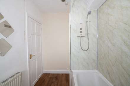 Flat 2, 30 Lichfield Drive, Manchester, Image 14