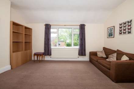 Flat 2, 30 Lichfield Drive, Manchester, Image 4