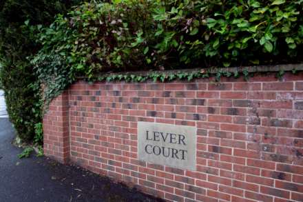 Lever Court, Salford, Image 2