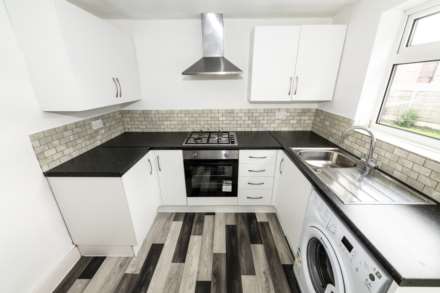 Lichfield Drive, Prestwich, Image 9