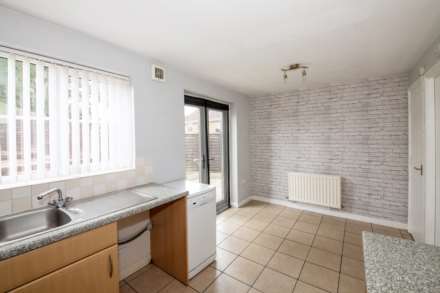 Greendale Drive, Radcliffe, Image 6