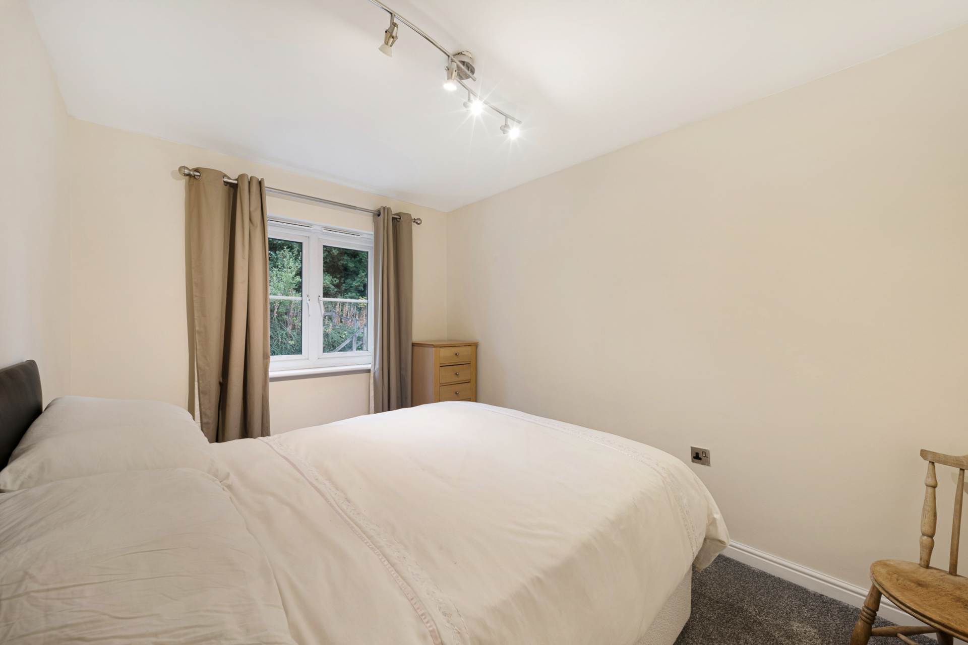 Ashurst Grove, Radcliffe, Image 9