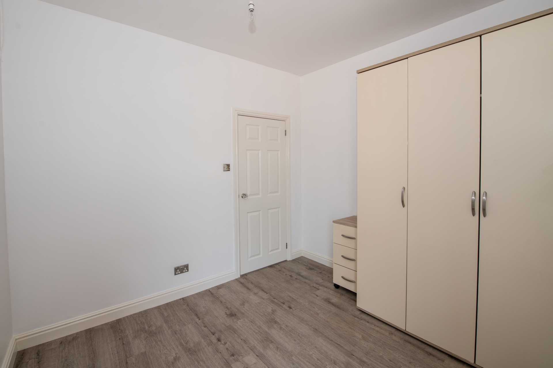 St Pauls Rise, Salford, Image 16