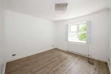 St Pauls Rise, Salford, Image 6