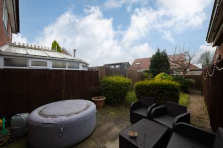 Astbury Close, Bury, Image 15
