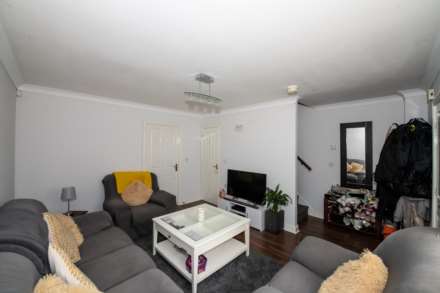 Astbury Close, Bury, Image 3