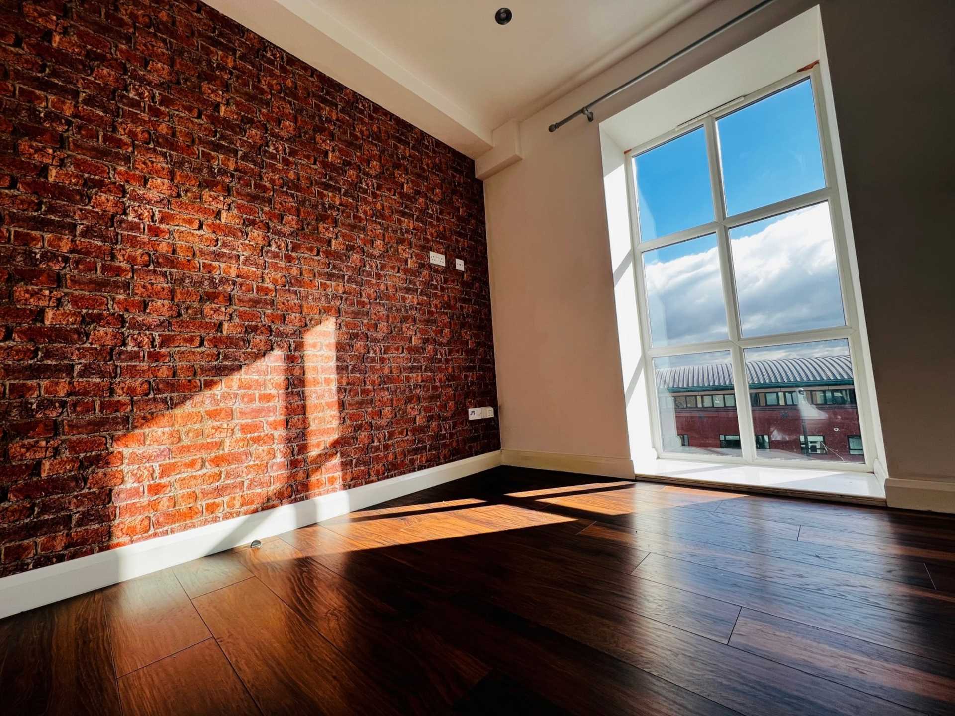 Bow Street, Oldham, Image 4