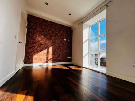 Bow Street, Oldham, Image 2