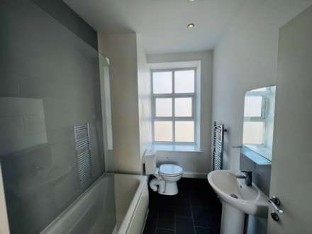 Bow Street, Oldham, Image 8