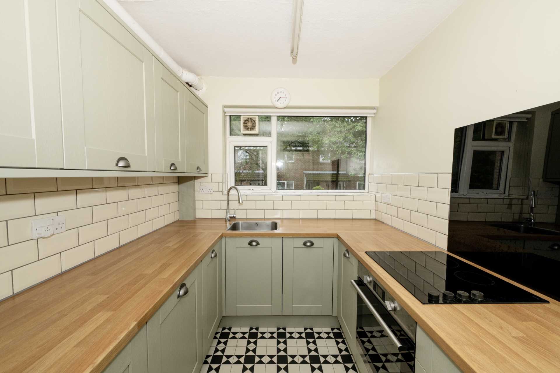 Park Lane Court, Bury New Road, Image 11