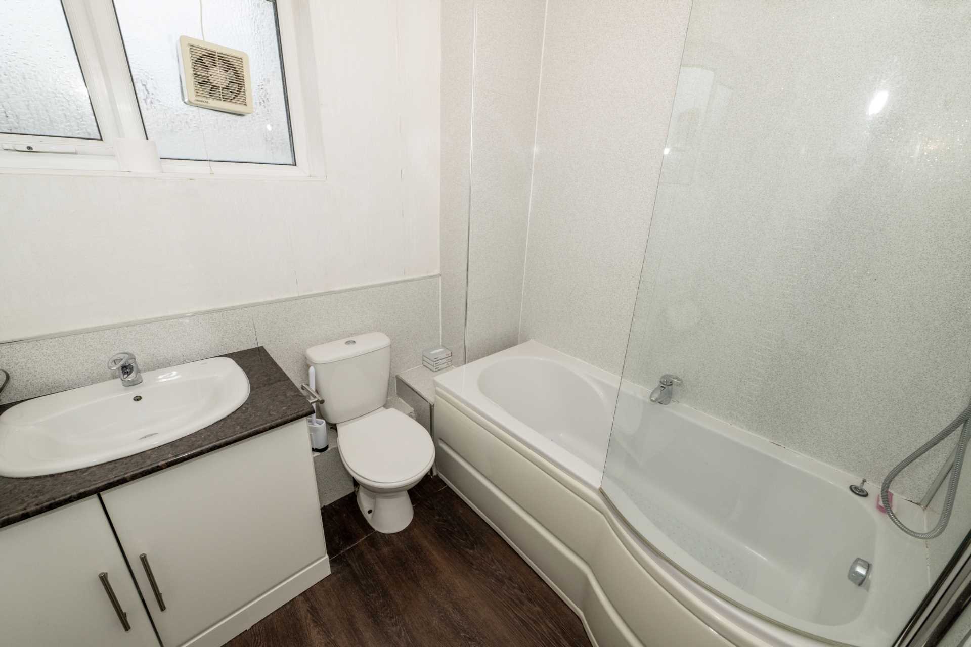 Park Lane Court, Bury New Road, Image 14