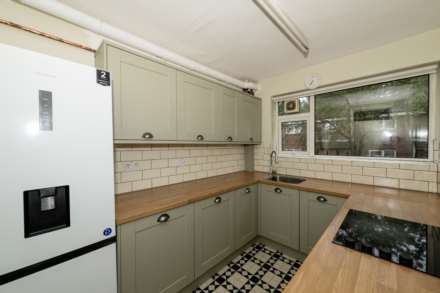 Park Lane Court, Bury New Road, Image 12