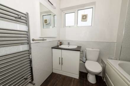 Park Lane Court, Bury New Road, Image 13