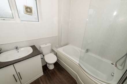 Park Lane Court, Bury New Road, Image 14