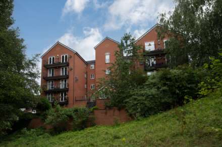 3 Bedroom Apartment, The Coppice, Prestwich