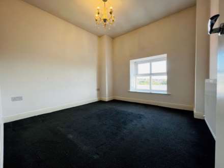 Bow Street, Oldham, Image 8